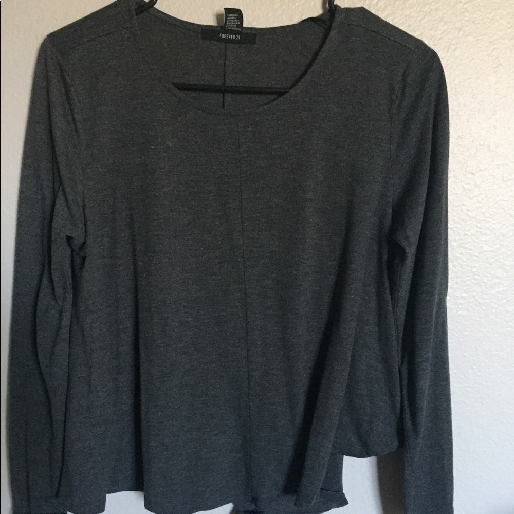 Flowy long sleeve